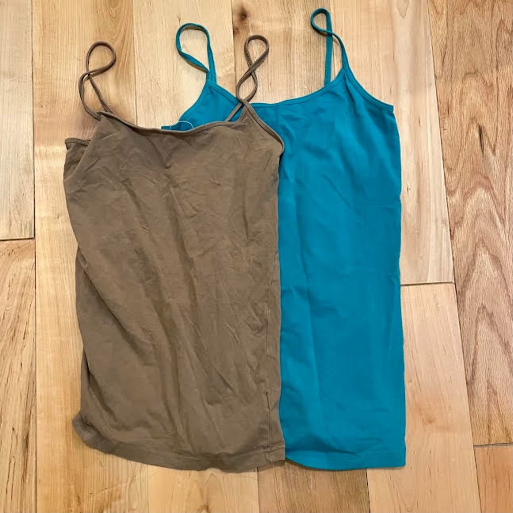 Forever21 2 Pack Bundle Camisoles: Size: S